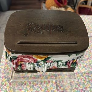 COPY - Longaberger Small Recipe Basket